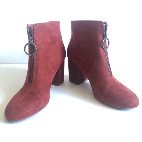 American Eagle Outfitters Front Zip Ankle Boot - Picture 2 of 8